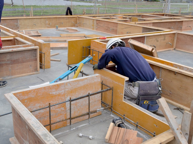 神奈川で型枠大工なら